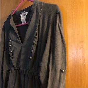 Women’s grey half sleeve